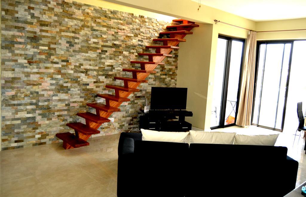 Flic En Flac Beach Penthouse Экстерьер фото